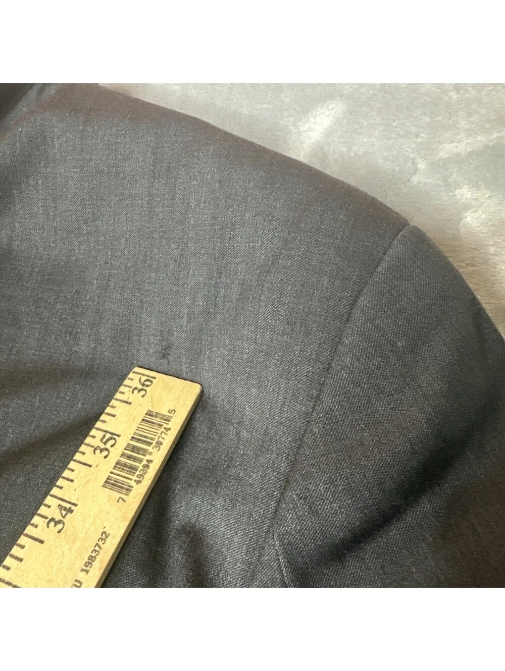 Michael Kors Mens Sz 38R Gray Plaid 100% Wool 2 Buttons Suit Sport Jacket Blazer